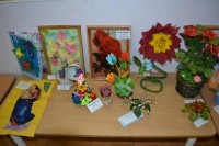 �������